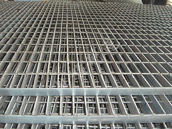 青海平臺(tái)鋼格柵板案例圖片2