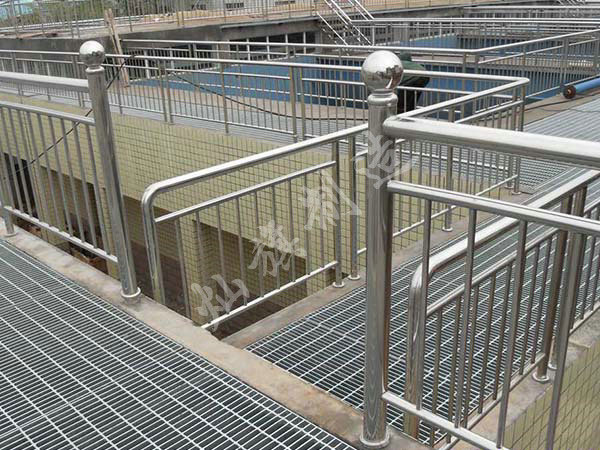 平臺(tái)鋼格柵圖片4