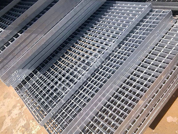 河南污水廠鋼格柵圖片2